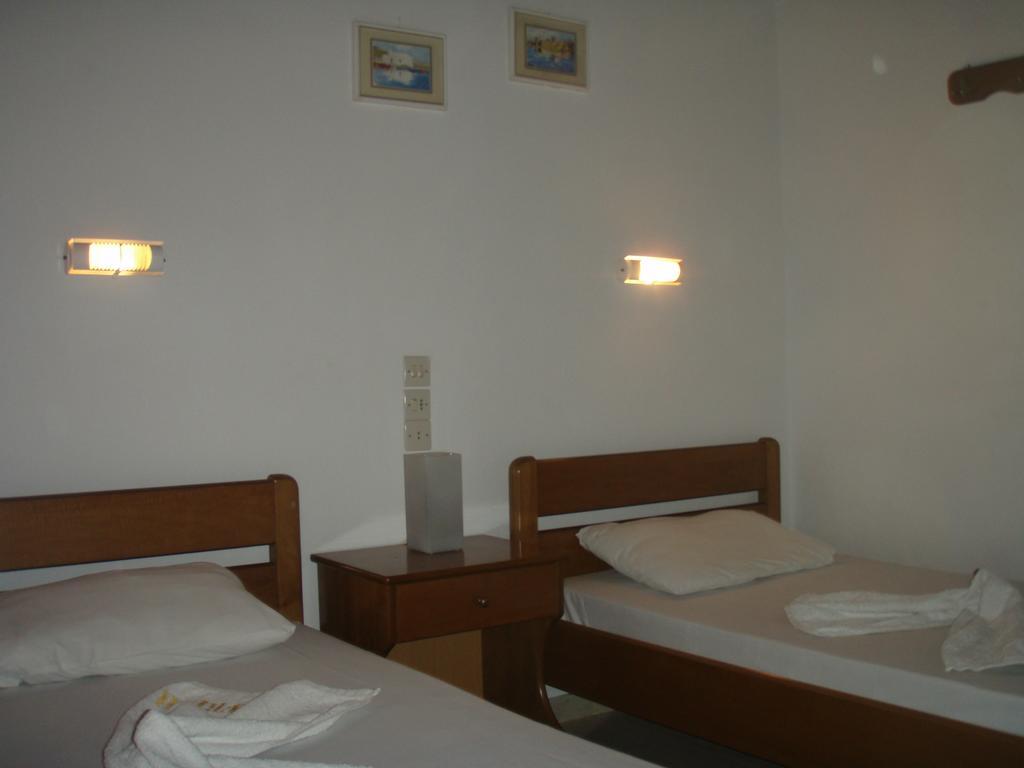 Eros-Iros Portside Stays Skiathos Exterior foto